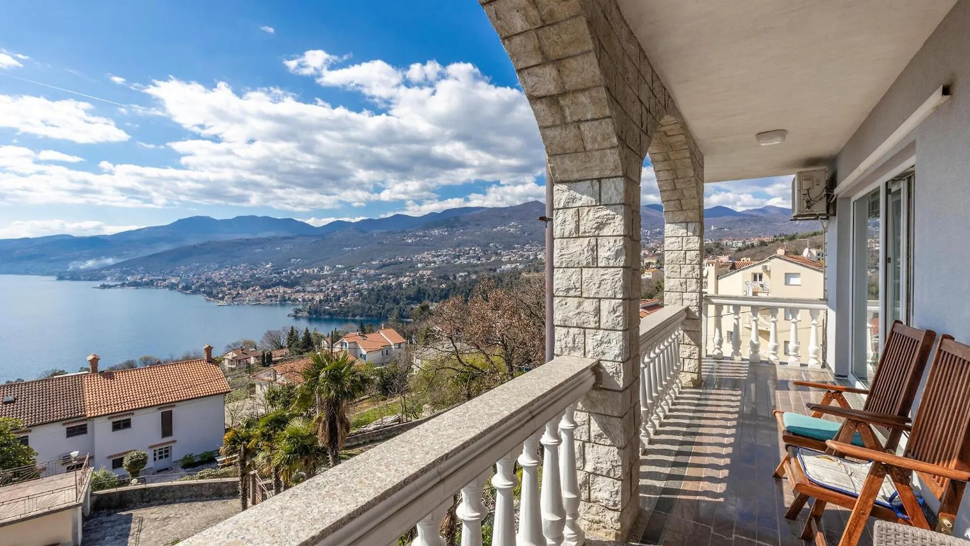 Awesome Apartment In Rijeka With Jacuzzi